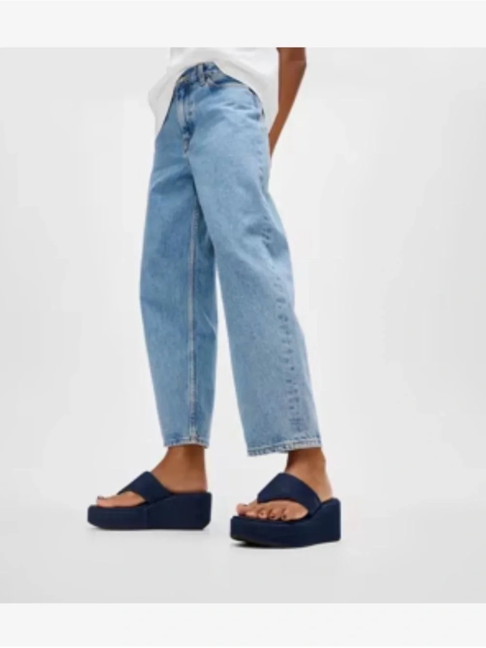 FitFlop Navy Platform Thong Sandal